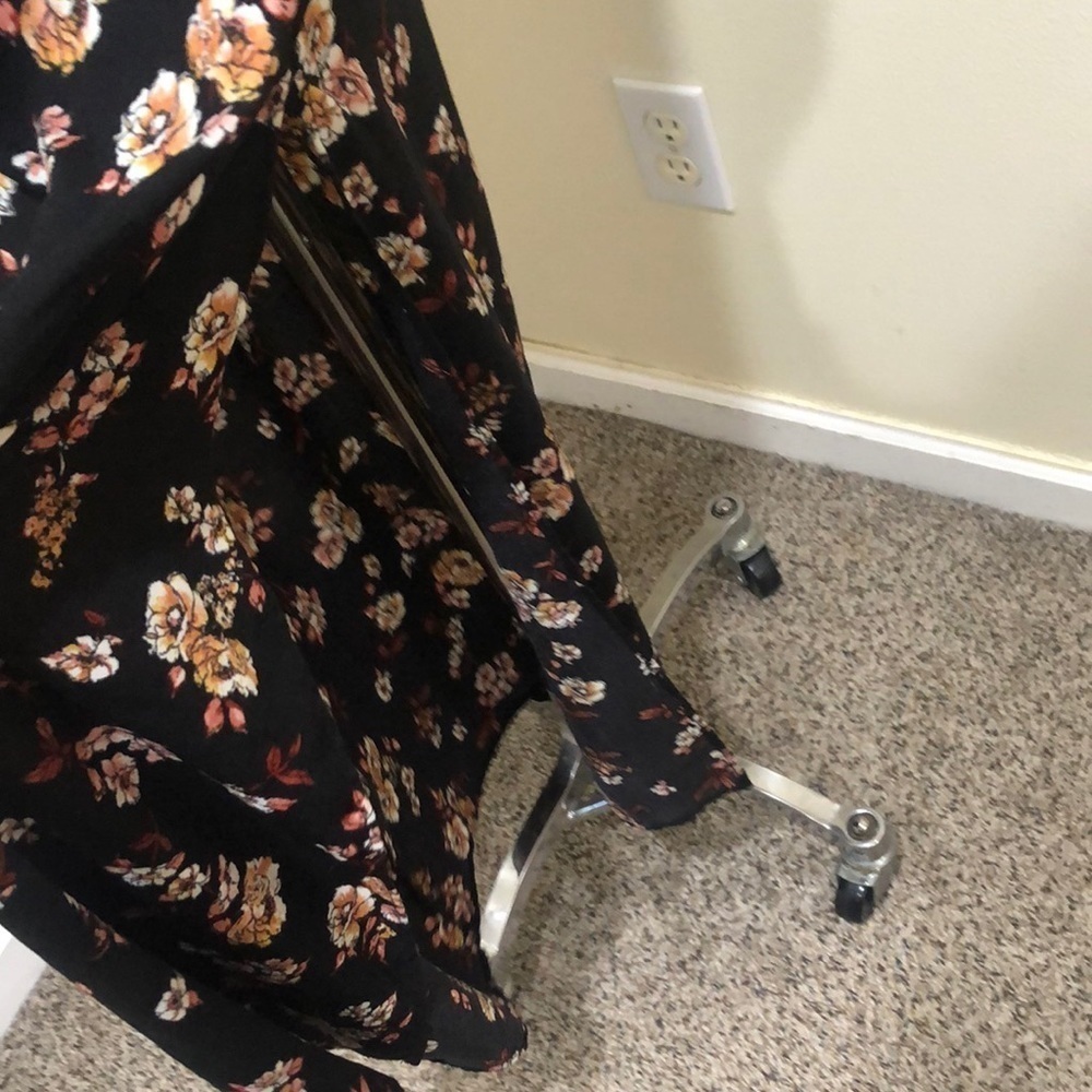 Nordstrom Socialite Maxi Dress Size XS Black Floral Off Shoulder OTS - Picture 3 of 11
